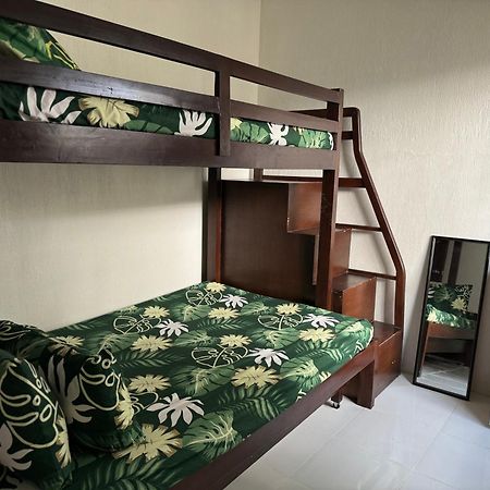 Home Away From Home. Bacolod Exterior foto